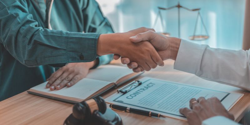 Điều khoản quy định độ tuổi tham gia giải trí